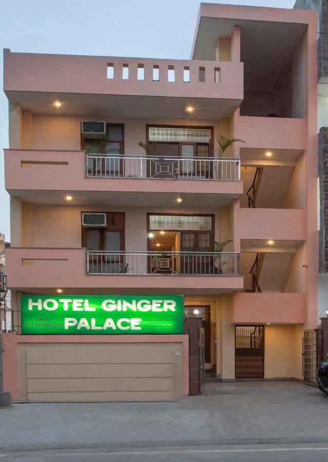 Hotel Ginger Palace - Corporate Hotel Noida Sector 62 Εξωτερικό φωτογραφία